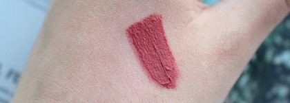 Darling* velvet water в оттенке 01: шелк и бархат на губах