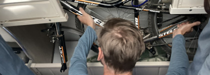 Мини-косметичка в дорогу, макияж-пятиминутка и путешествие на велосипедах по северным лесам