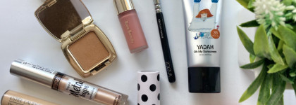 Мини-косметичка в дорогу, макияж-пятиминутка и путешествие на велосипедах по северным лесам