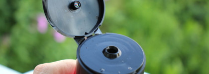 Средства для очищения лица от бренда Super Beezy: что стоит за яркими баночками?