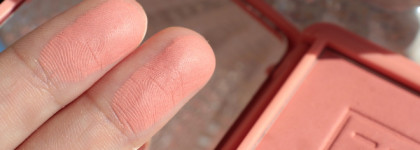 Персиковый или рыжий? Смотрим на румяна Mina The Blush в оттенке 212