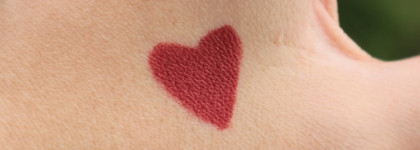 Mac Mini Lipstick Matte в оттенке Chili и макияж под красную помаду