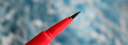 Подводка для глаз Vivienne Sabo Cabaret Premiere Eyeliner Pen by Red Autumn 01 Black