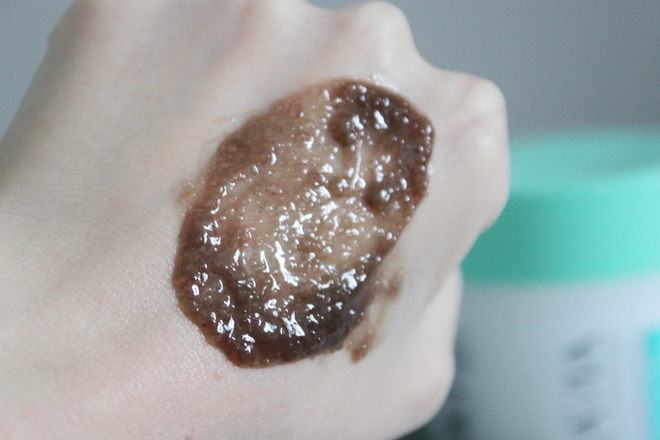 А вы заботитесь о своём скальпе? Скраб для кожи головы Aravia Volume Hair Scrub