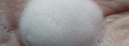 Очищение кожи с пенкой для умывания Ecolatier и пилинг-скаткой Green Planet