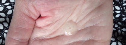 Успокаивающая эссенция для чувствительной кожи, склонной к куперозу Kora