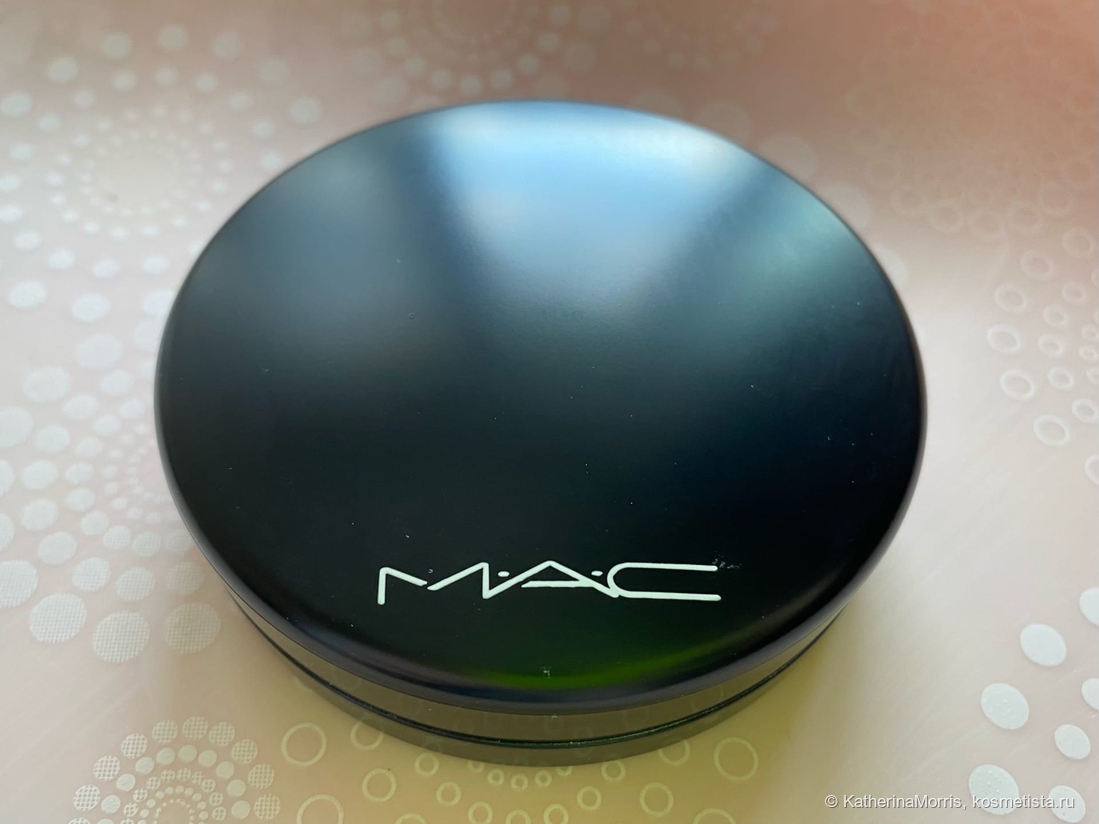 Мне очень нравится дизайн у MAC: минималистичный стиль в темной цветовой гамме. Никаких украшательств :)