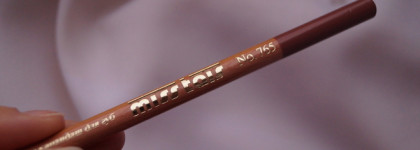 Трендовый макияж губ с карандашом за 80₽ Miss Tais №765