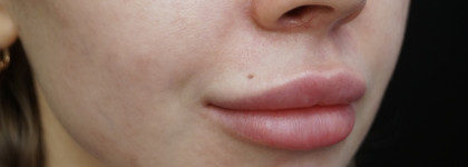 Любовь и Ненависть в одном тоне Dior Backstage Face And Body Foundation 1N