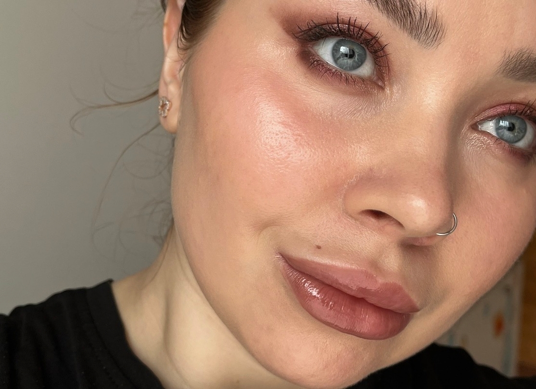 Dior Forever Skin Perfect Stick 1N в готовом образе