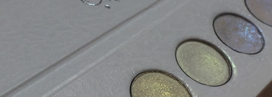 Лампочки для подсвечивания макияжа или палетка Купание Чародейки от Tammy Tanuka