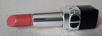 Комфортный нюд с помадой Dior Rouge Dior Couture Colour в оттенке Рандеву