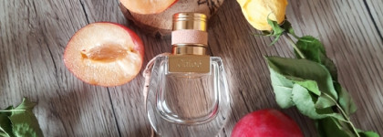 Nomade Chloé-великолепное современное прочтение шипров с белыми цветами и фруктами