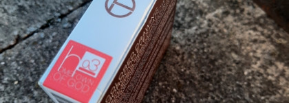 Что могут китайские тени? Четырёхцветная малышка O.two.o Colored Drawing Morocco eyeshadow