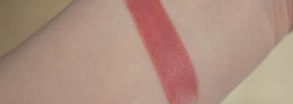 Казнить нельзя помиловать. Помада Mac satin lipstick в оттенке 802 brave