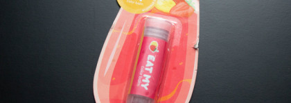 Альтернативный взгляд на оттеночные бальзамы от Eat my в оттенках "Клубнично-банановый смузи" и "Сливовый смузи"