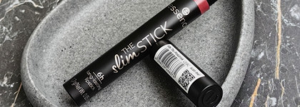 Комфортные, яркие и недорогие. Essence The Slim Stick в оттенках 106 The Pinkdrink и 109 Burgundi Bliss