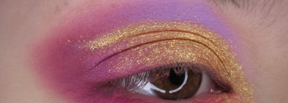 Фотоурок по запросу: несложный, но эффектный цветной макияж с элементом "cut crease"
