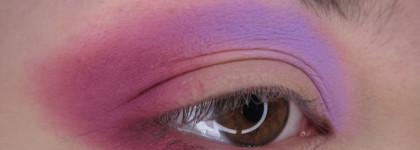 Фотоурок по запросу: несложный, но эффектный цветной макияж с элементом "cut crease"