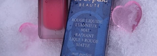 Жидкая губная помада 'Clé de Peau Beauté" Radiant liquid rouge matte &103 "Нектар"