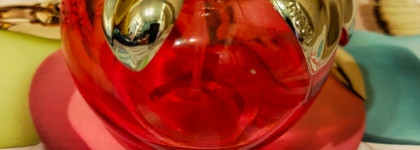 Волшебство во флаконе от Nina Ricci "Nina" EDT. Атмосфера праздника обеспечена