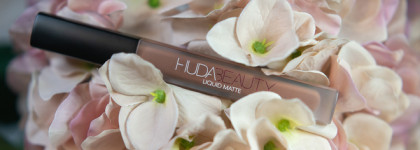 Huda Beauty Liquid Matte в цвете Flirt: моя кремово-коричневая любимица