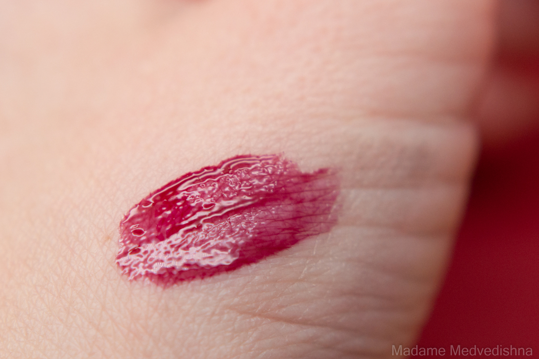 В тёплом свете