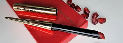 Люкс он и ночью люкс: помада Hourglass Ultra Slim, оттенок At Night