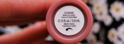 Комфортный нюд: помада-суфле Matte Lip Cream от Rare Beauty