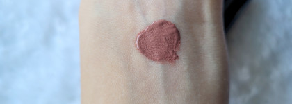 Пример того, какой НЕ должна быть матовая помада. Mua Makeup Academy velvet matte liquid lip в оттенке anti-gravity