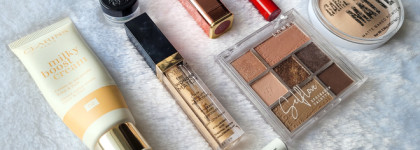 Декоративная косметика в мусорку