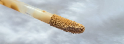 Свежий взгляд на консилер Catrice Liquid Camouflage Concealer в оттенке Light Natural