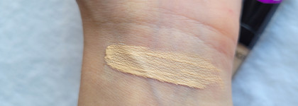 Свежий взгляд на консилер Catrice Liquid Camouflage Concealer в оттенке Light Natural