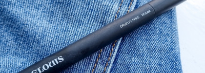 Так ли хорош этот фломастер с кисточкой? Relouis Waterproof Eyeliner With Brush Tip black