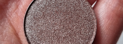 Bernovich Creative 210 и очень простой, но эффектный макияж