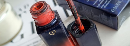Райская птица Cle De Peau Beauty Radiant Liquid Rouge Shine в оттенке 5 Bird Of Paradise
