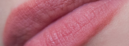 То, что точно нужно купить у Stellary. Карандаши для губ Classic Lipliner в оттенке 09 Cappuccino и 03 Terra Cotta