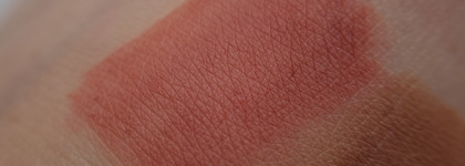 То, что точно нужно купить у Stellary. Карандаши для губ Classic Lipliner в оттенке 09 Cappuccino и 03 Terra Cotta