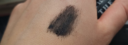 Экстра чёрная удлиняющая тушь с микрофиброй Layla Cosmetics The Longer the Better extra black mascara