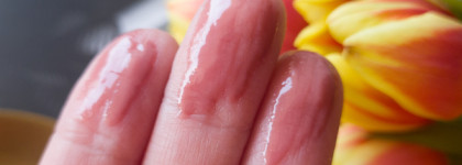 Идеальные губы для весны! Блеск-баттер для губ Funky Monkey Butter gloss в розово-бежевом оттенке 02