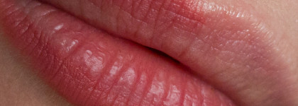 Два стойких нюдовых карандаша для губ от Limoni. Velvet Matte Lipliner #04 и 05