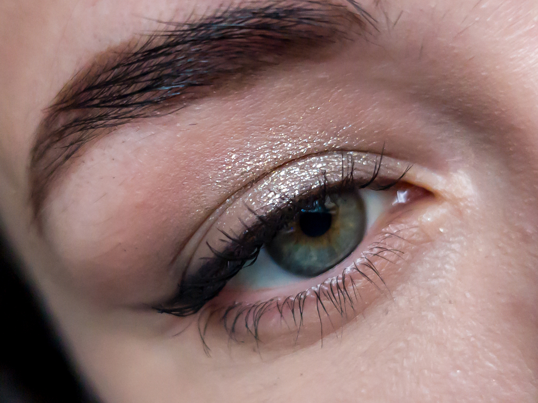 Стрелка карандашом