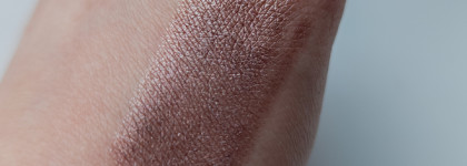 Выглядят дороже, чем стоят! Тени в стике Divage Magic Blend eyeshadow stick в оттенке 03 Lilac