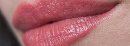 Обзор на атласную помаду и стойкие карандаши для губ от Arive