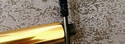 Любимая тушь, которую купила не единожды- Yves Saint Laurent Volume Effet Faux Cils в чёрном оттенке