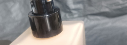 С любовью из Японии. Тональный флюид Shu Uemura Unlimited в оттенке 764 medium light beige. Поведение на коже, склонной к жирности