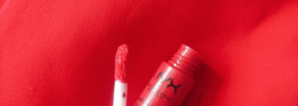 Total Red c жидкой губной помадой NYX Professional Makeup Soft Matte Lip Cream в оттенке Amsterdam