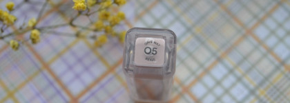 Жидкие тени для век Vivienne Sabo Artiste 24/7 в палитре месяца Goat