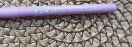 Essence everlasting eye pencil в оттенке 38