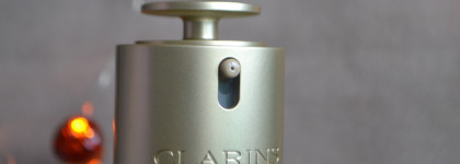 Сыворотка для лица Clarins Double Serum Light Texture на коже, склонной к жирности
